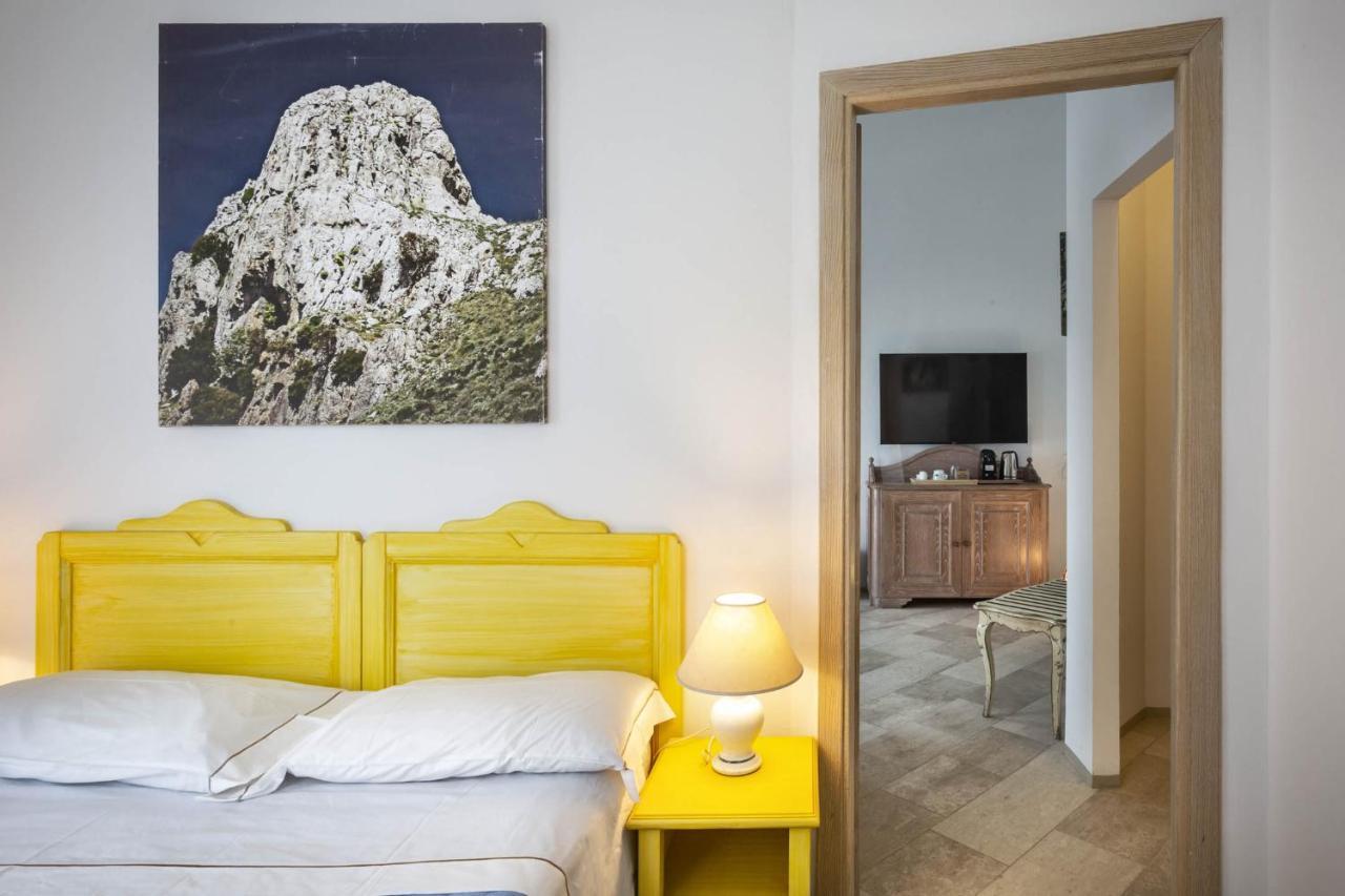 Iconic Luxury Suites Abbiadori Exterior foto